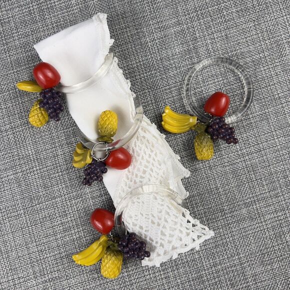 Dangling Fruit Napkin Rings Set Of‎ 4 Banana Pineapple Apple Grapes Grannycore - Picture 3 of 6
